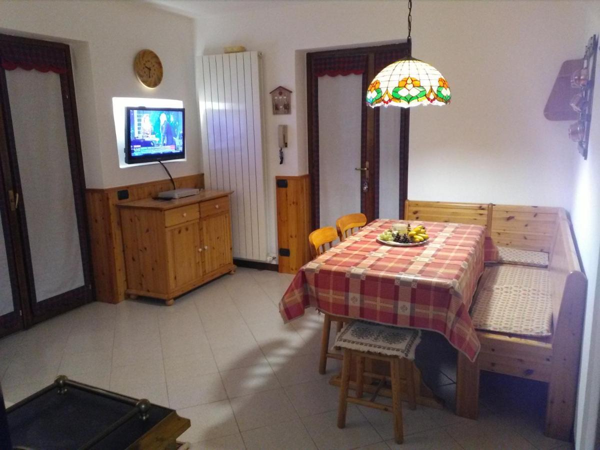 Apartamento La Casa Di Puffy Selvino Exterior foto